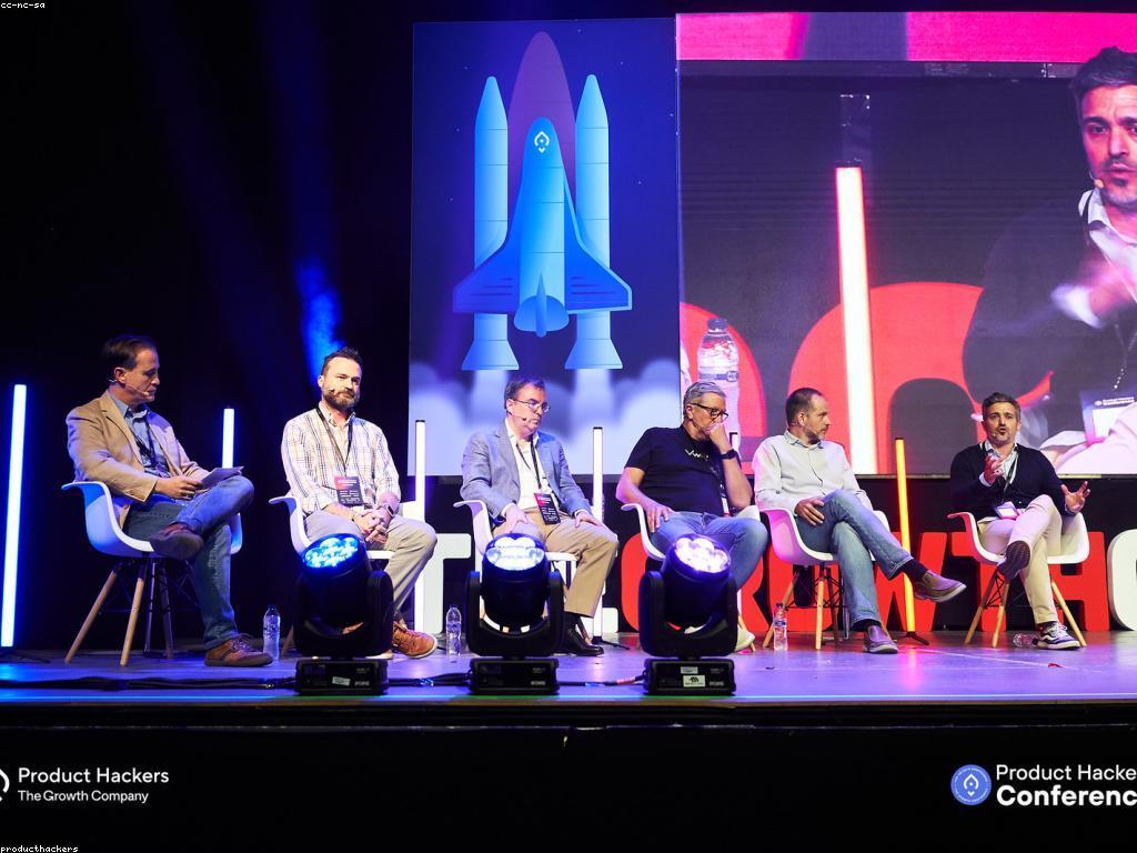 សារៈសំខាន់នៃសេចក្តីរាយការណ៍ក្នុងការពិចារណាដោយផ្អែកលើទិន្នន័យ